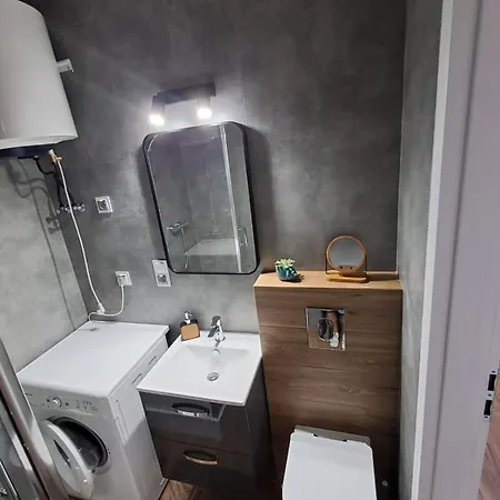 Apartament Przy Stawach Grodzisk Mazowiecki Exterior photo