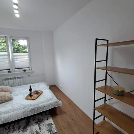 Apartament Przy Stawach Grodzisk Mazowiecki Exterior photo
